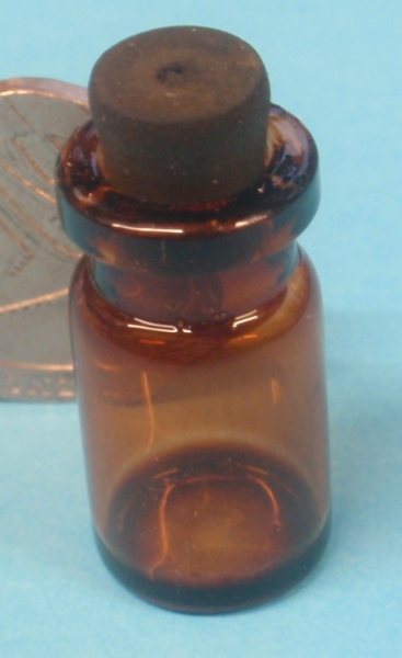 Brown Glass Display Jar, with Bung - Large