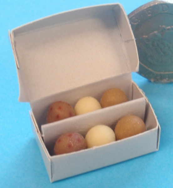 Box of 6  Large Fresh Eggs.