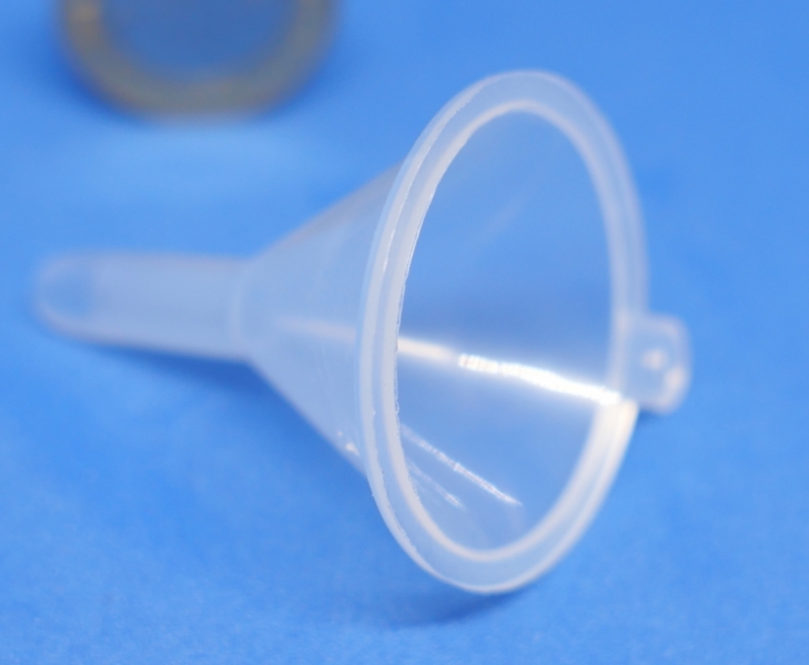 Plastic Pouring Funnel