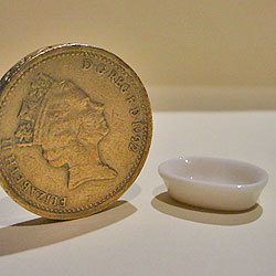 1/24th Scale China Oval Pie Dish White