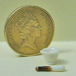 1/24th Scale White China Pestle & Mortar