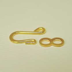 Gold Plated Hook & Link.