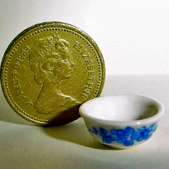 1/24th Scale Blue And White China Bowl