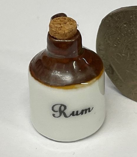 Brown Semi Glazed Rum Flagon