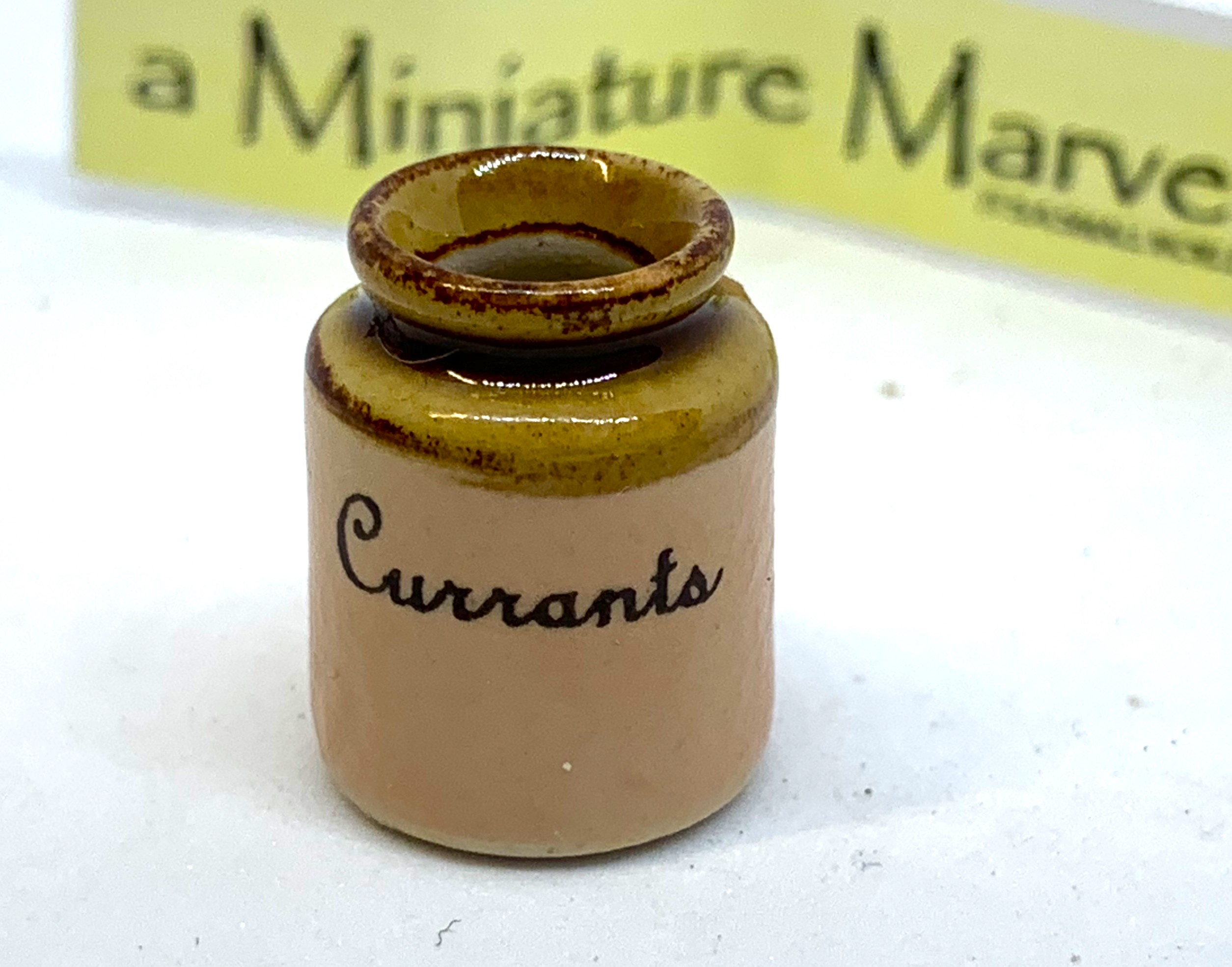 Currants Stoneware storage jar