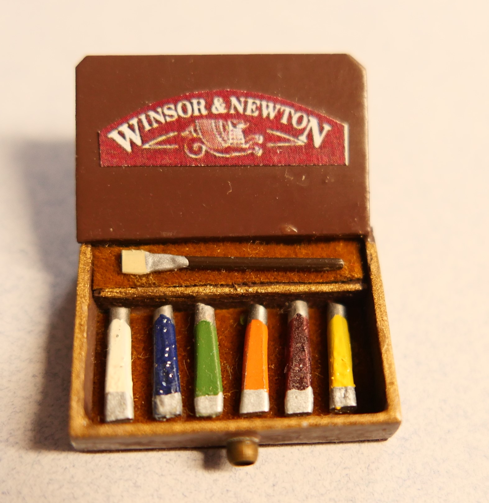 Artist's paint set by Winsor & Newton