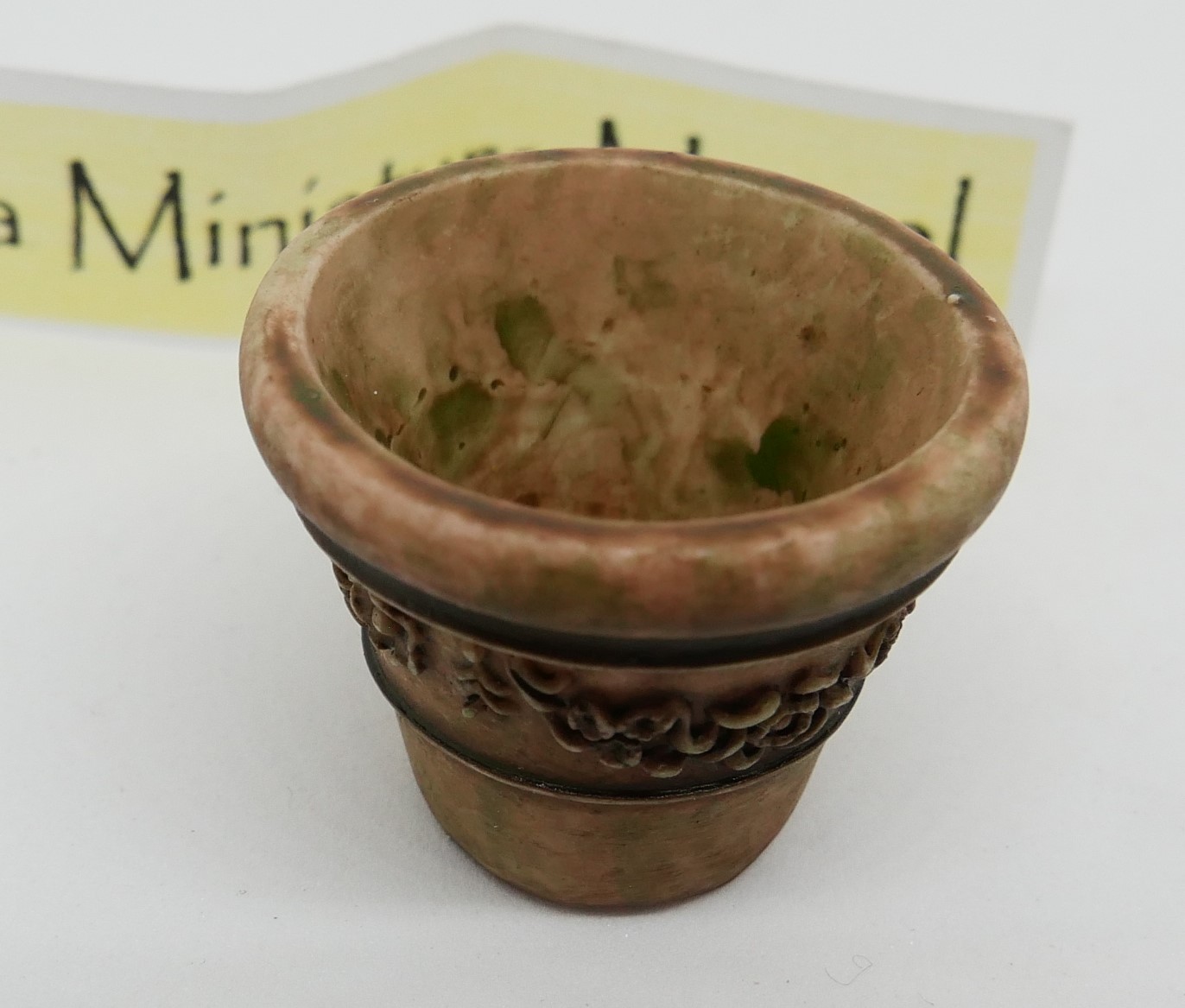 1/12th scale Flowerpot / Planter or Urn