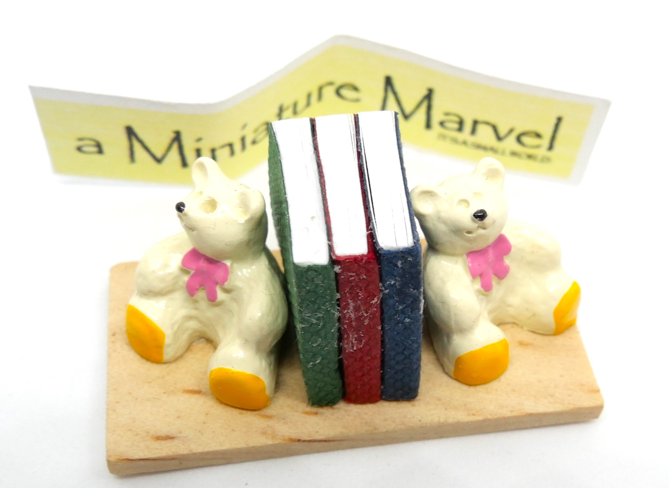 Nursery Book Ends